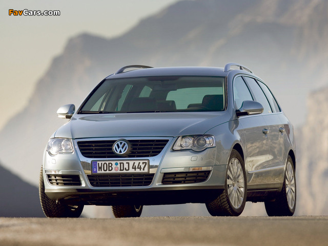 Photos of Volkswagen Passat V6 FSI 4MOTION Variant (B6) 2006–10 (640 x 480)