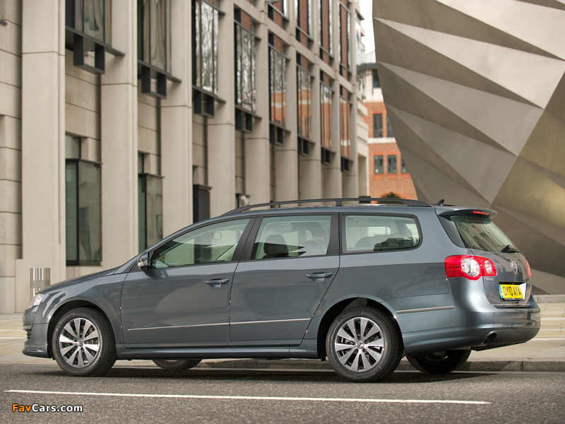 Photos of Volkswagen Passat BlueMotion R-Line Estate (B6) 2009–10 (800 x 600)