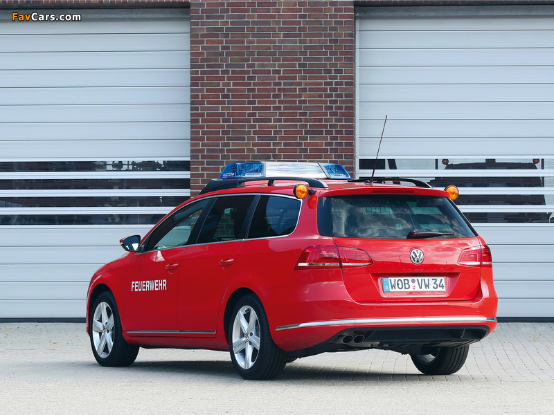 Photos of Volkswagen Passat Variant Feuerwehr (B7) 2011 (800 x 600)