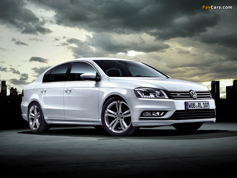 Photos of Volkswagen Passat R-Line (B7) 2012 (800 x 600)