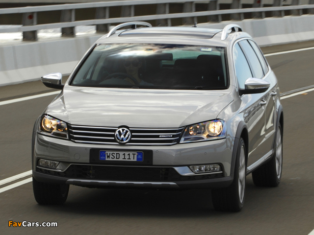 Photos of Volkswagen Passat Alltrack AU-spec (B7) 2012 (640 x 480)