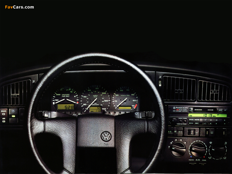 Pictures of Volkswagen Passat Sedan US-spec (B3) 1988–93 (800 x 600)