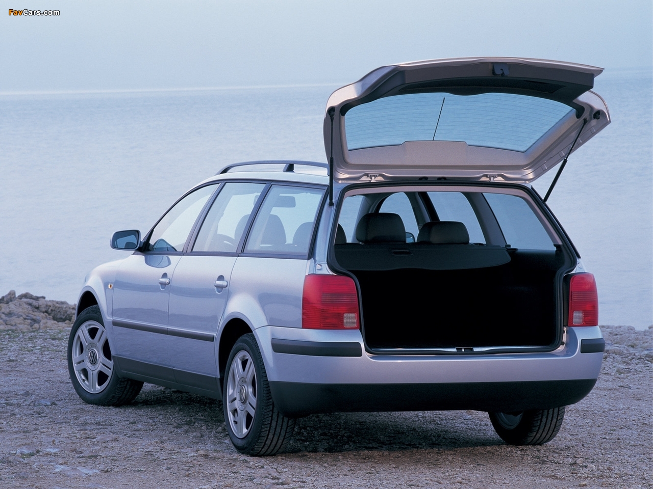 Pictures of Volkswagen Passat Variant (B5) 1997–2000 (1280 x 960)
