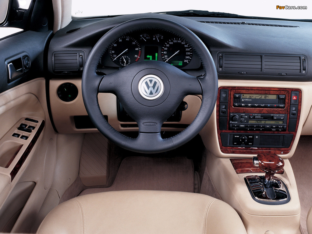 Pictures of Volkswagen Passat Sedan (B5) 1997–2000 (1024 x 768)