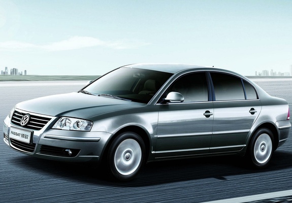 Pictures of Volkswagen Passat Lingyu 2005–09