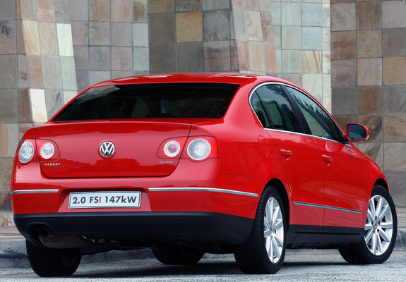 Pictures of Volkswagen Passat 2.0 FSI Sedan ZA-spec (B6) 2005–08