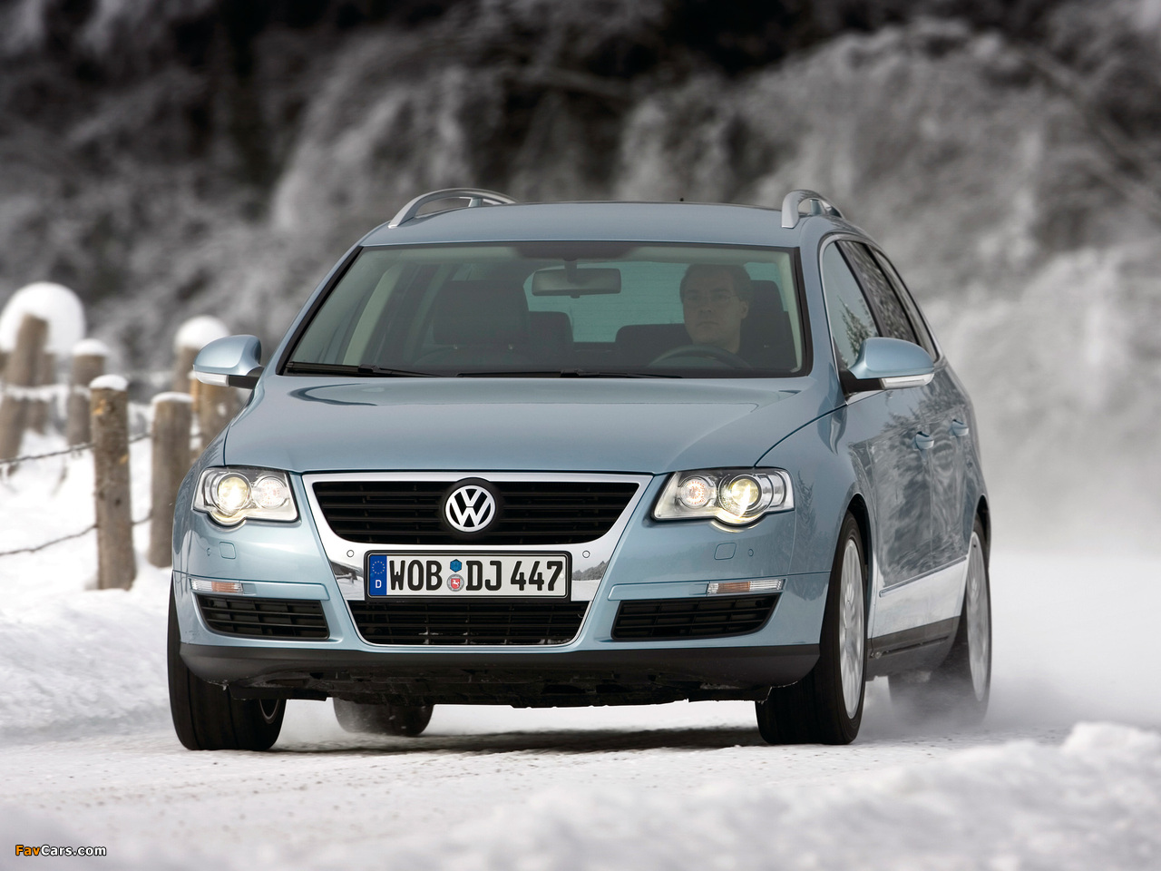 Pictures of Volkswagen Passat V6 FSI 4MOTION Variant (B6) 2006–10 (1280 x 960)