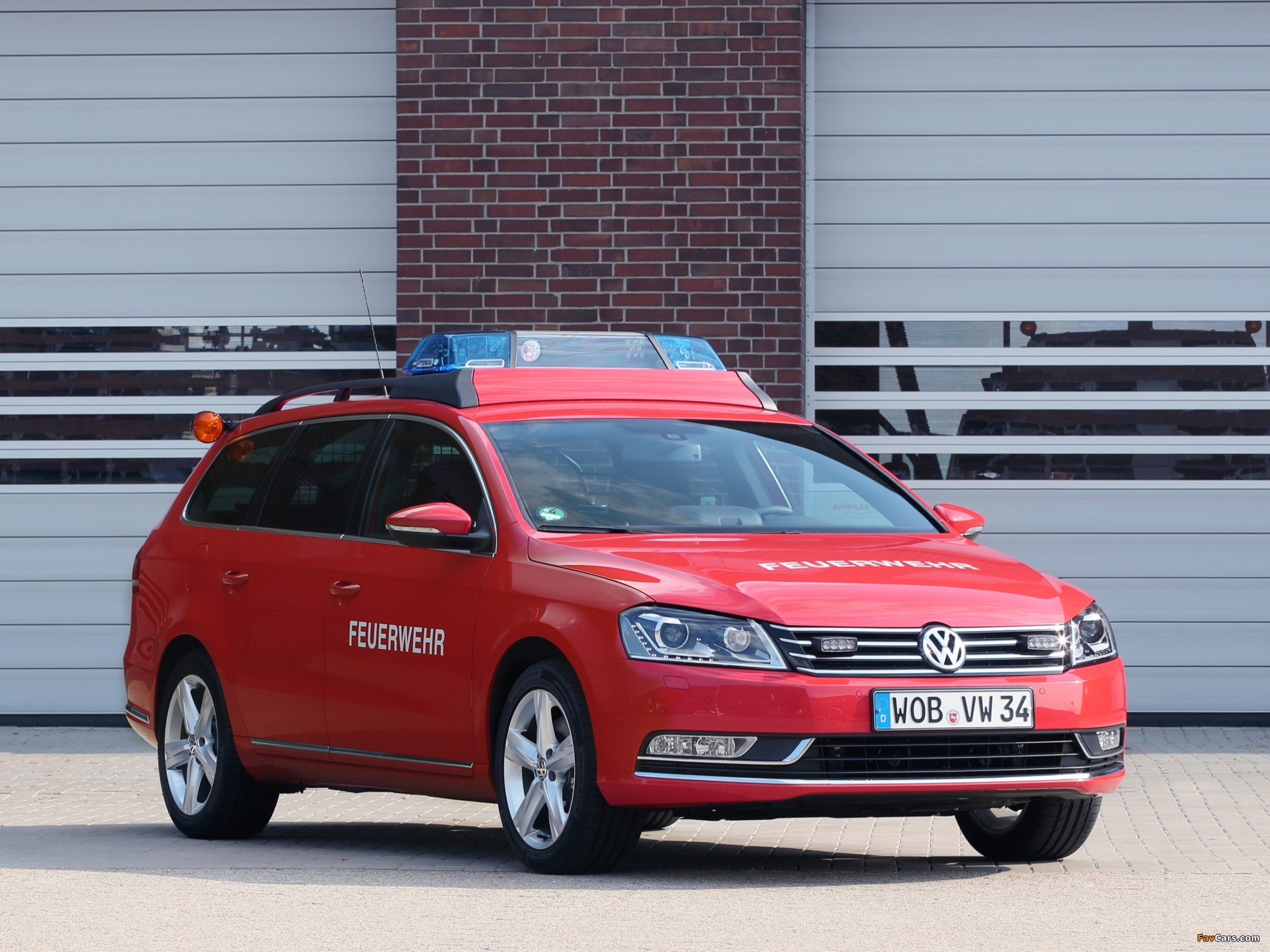 Pictures of Volkswagen Passat Variant Feuerwehr (B7) 2011 (2048 x 1536)