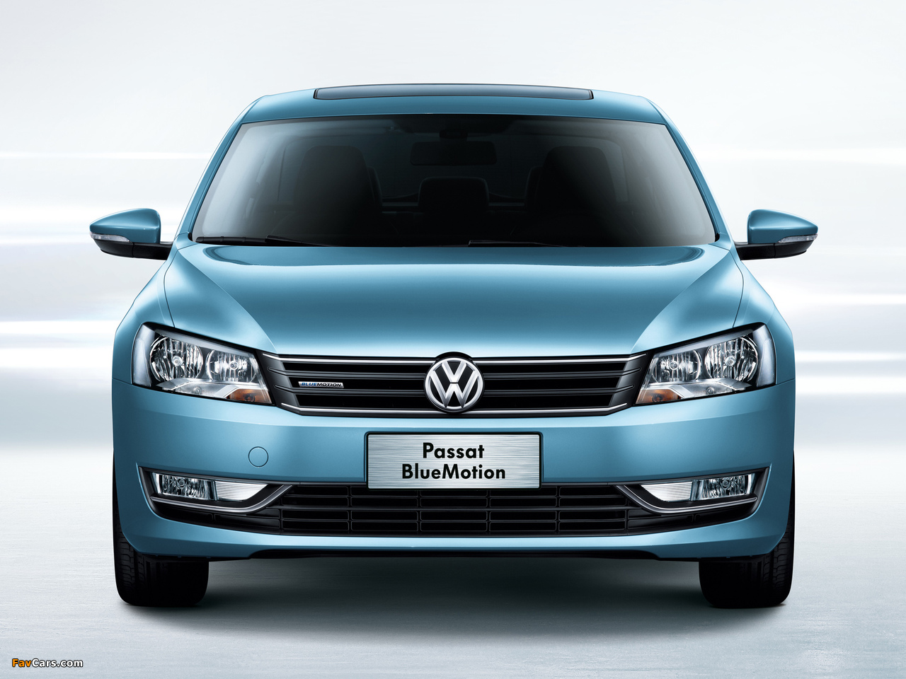 Pictures of Volkswagen Passat BlueMotion CN-spec (B7) 2013 (1280 x 960)