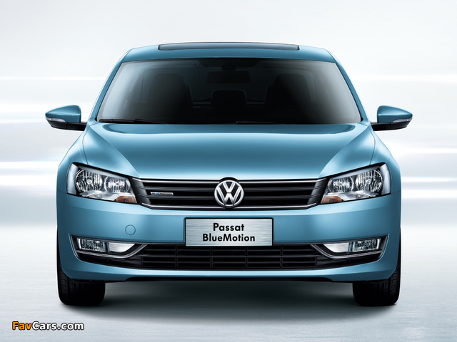 Pictures of Volkswagen Passat BlueMotion CN-spec (B7) 2013 (640 x 480)