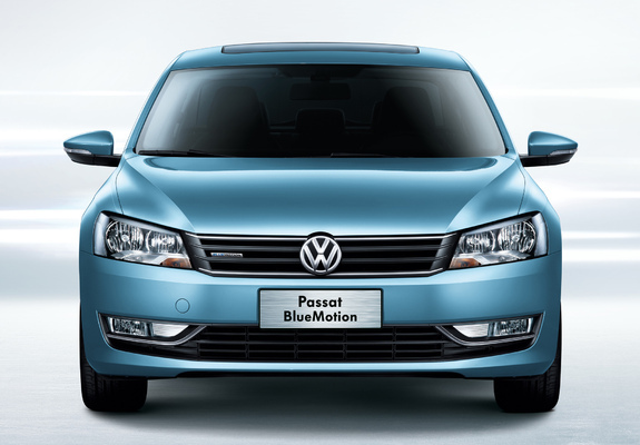 Pictures of Volkswagen Passat BlueMotion CN-spec (B7) 2013