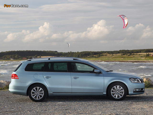 Pictures of Volkswagen Passat TDI BlueMotion Variant (B7) 2013 (640 x 480)