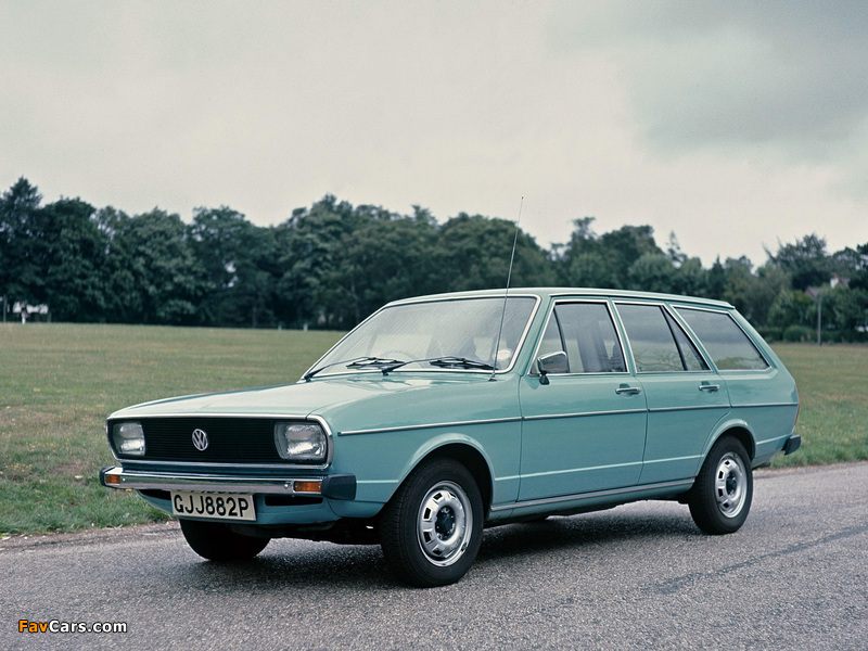 Volkswagen Passat Variant (B1) 1974–77 images (800 x 600)