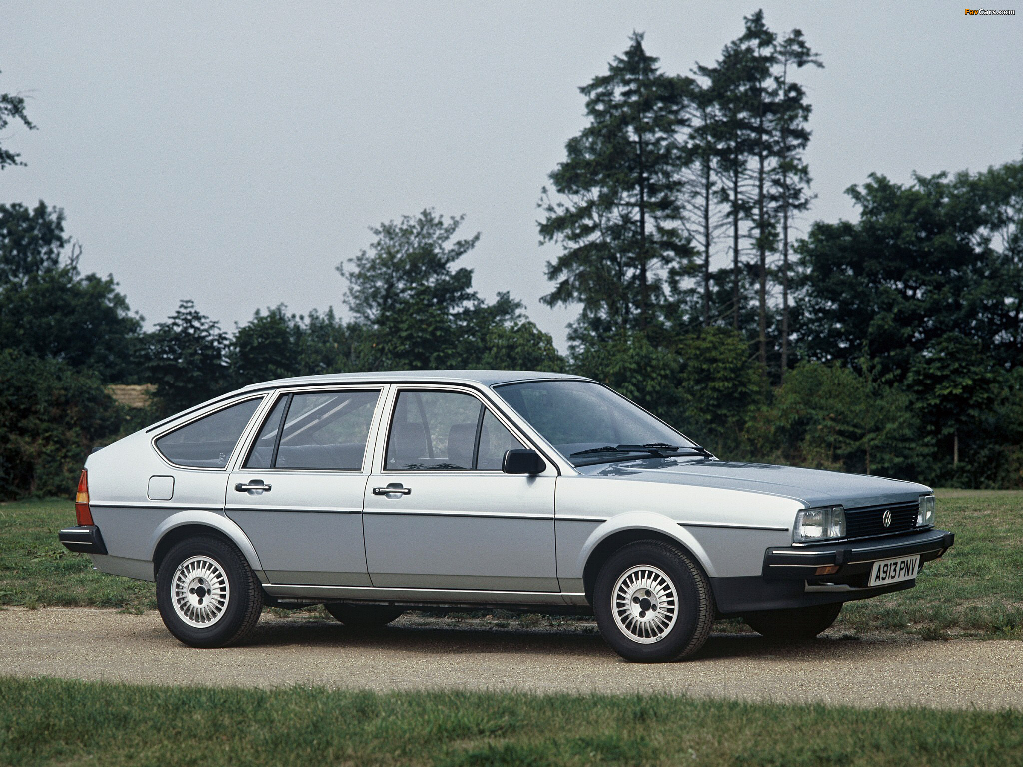 Volkswagen Passat 5-door (B2) 1980–88 images (2048 x 1536)