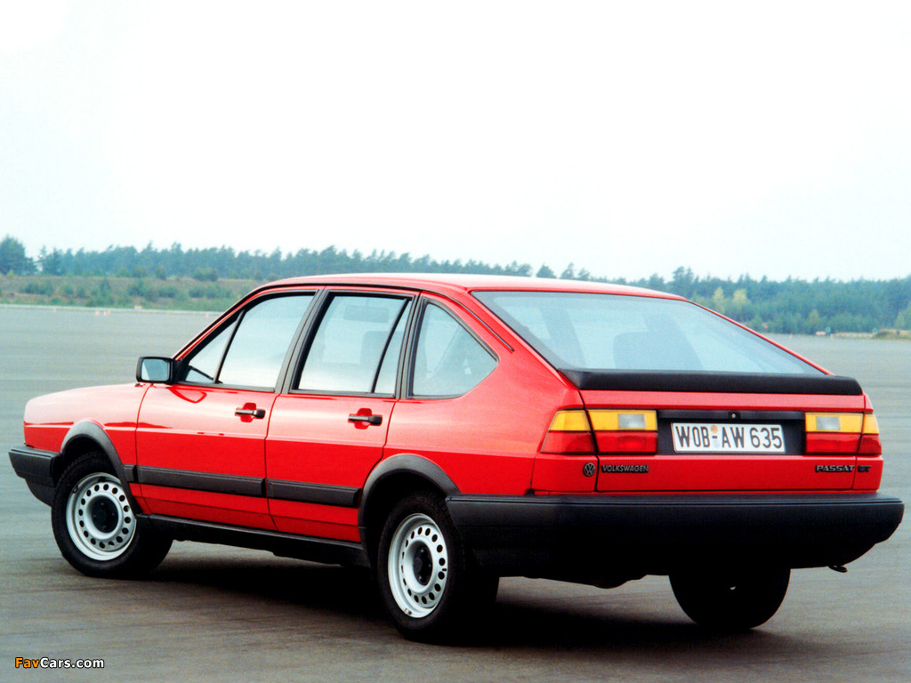 Volkswagen Passat GT (B2) 1984–88 wallpapers (1024 x 768)