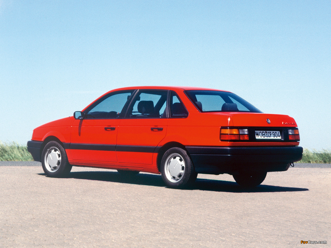 Volkswagen Passat Sedan (B3) 1988–93 photos (1280 x 960)