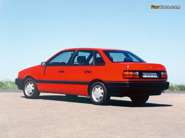 Volkswagen Passat Sedan (B3) 1988–93 photos (640 x 480)