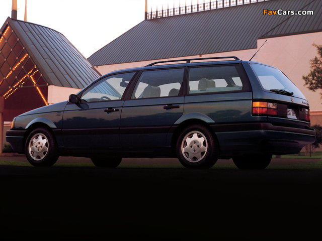 Volkswagen Passat Wagon (B3) 1988–93 wallpapers (640 x 480)