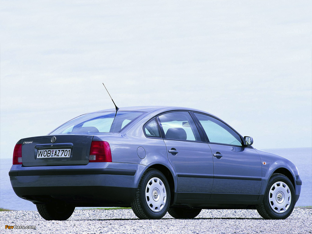 Volkswagen Passat Sedan (B5) 1997–2000 photos (1024 x 768)