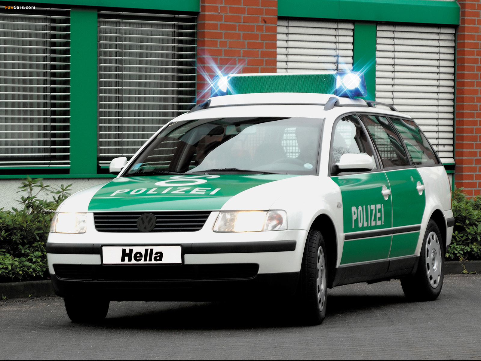 Volkswagen Passat Variant Polizei (B5) 1997–2000 wallpapers (1600 x 1200)