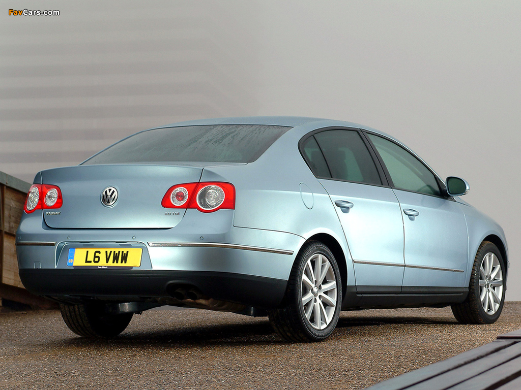 Volkswagen Passat 2.0 TDI Sedan UK-spec (B6) 2005–10 images (1024 x 768)