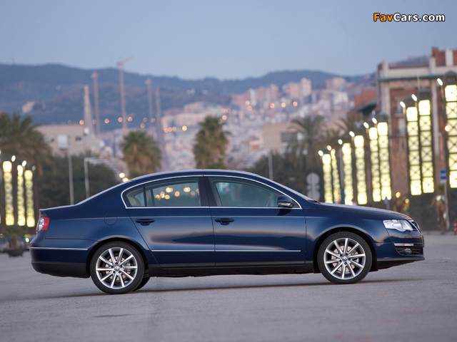 Volkswagen Passat 2.0 FSI Sedan (B6) 2005–10 pictures (640 x 480)