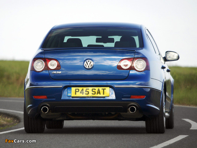 Volkswagen Passat R36 Sedan UK-spec (B6) 2007–10 photos (640 x 480)