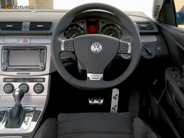 Volkswagen Passat R36 Sedan UK-spec (B6) 2007–10 pictures (640 x 480)