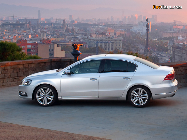 Volkswagen Passat TDI BlueMotion (B7) 2010–13 images (640 x 480)