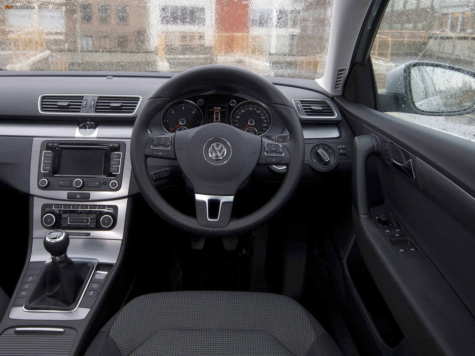 Volkswagen Passat BlueMotion UK-spec (B7) 2010 photos (1600 x 1200)