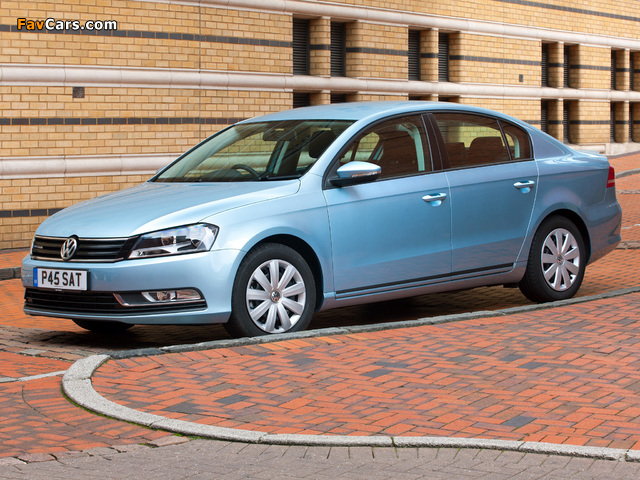Volkswagen Passat BlueMotion UK-spec (B7) 2010 pictures (640 x 480)