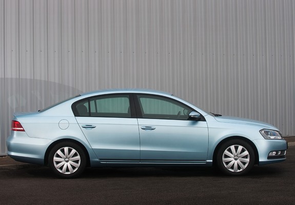 Volkswagen Passat BlueMotion UK-spec (B7) 2010 pictures