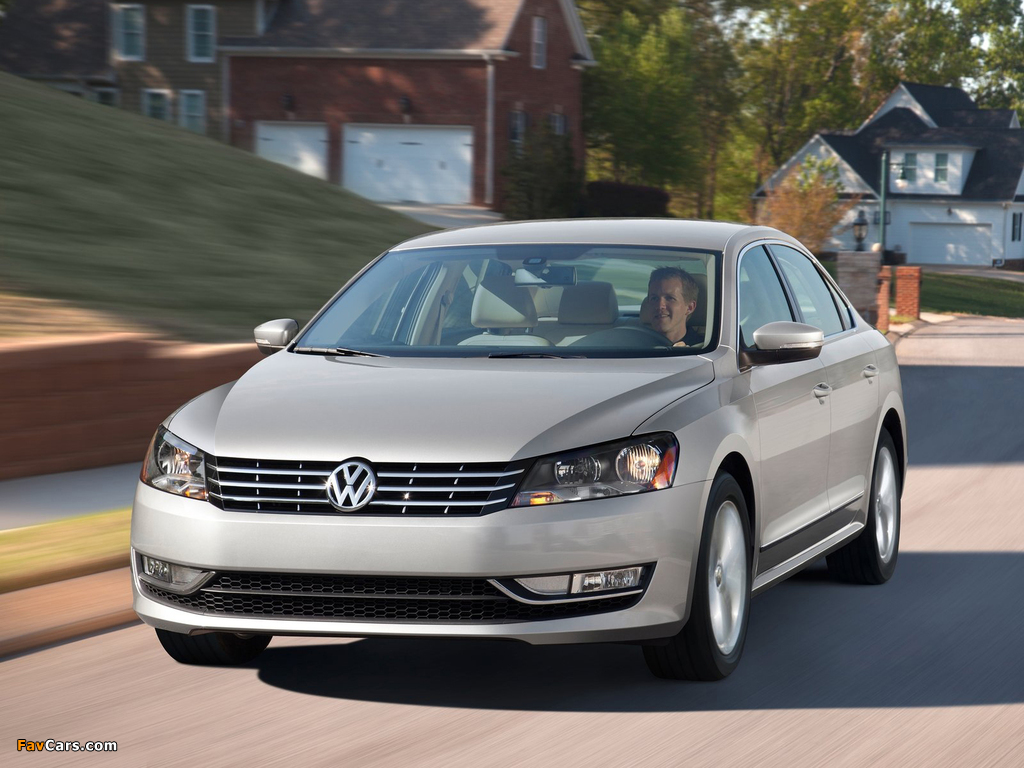 Volkswagen Passat US-spec (B7) 2011 pictures (1024 x 768)