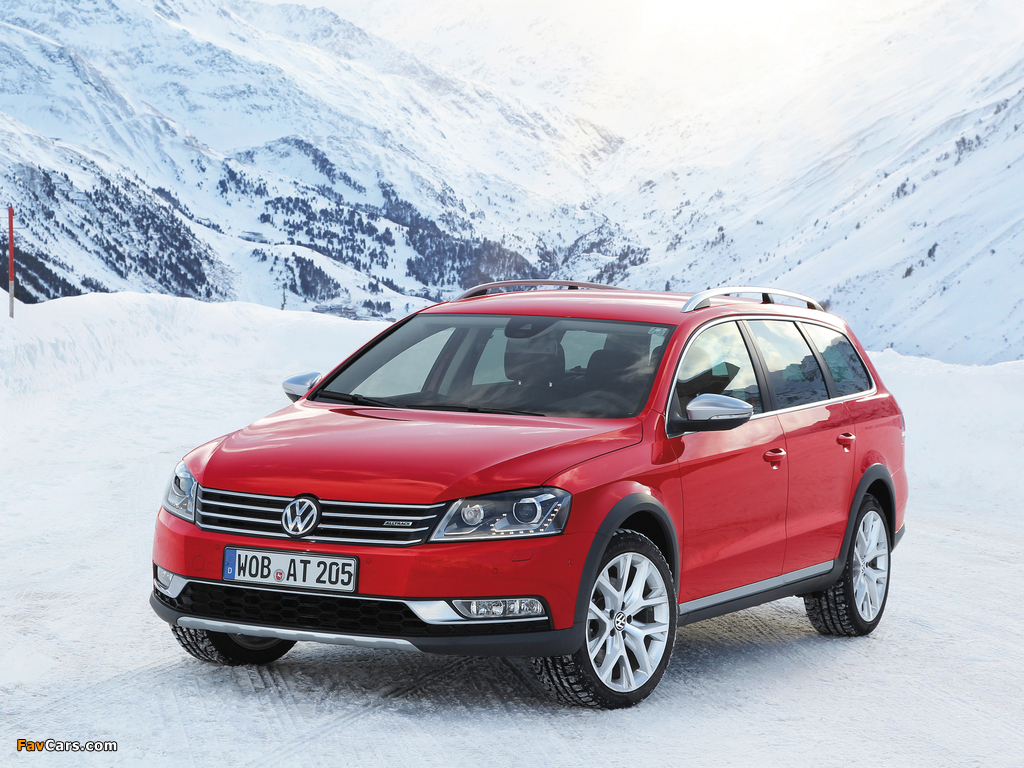 Volkswagen Passat Alltrack (B7) 2012 images (1024 x 768)