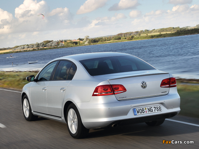 Volkswagen Passat TDI BlueMotion (B7) 2013 photos (640 x 480)