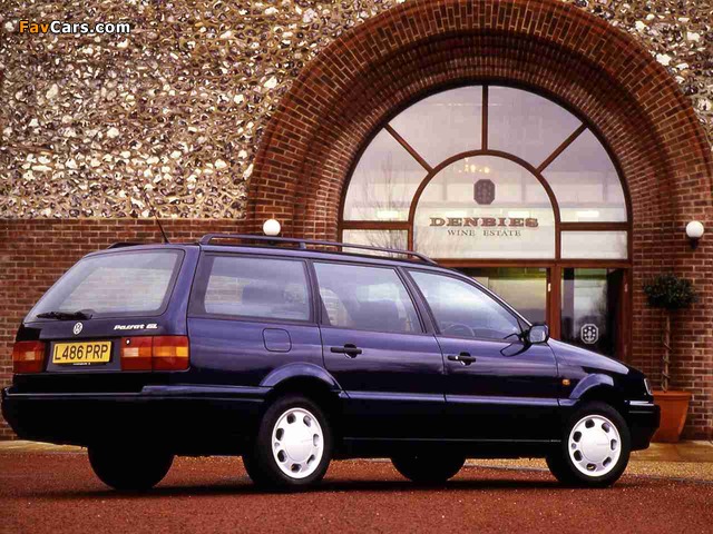 Volkswagen Passat Variant UK-spec (B4) 1993–97 wallpapers (640 x 480)