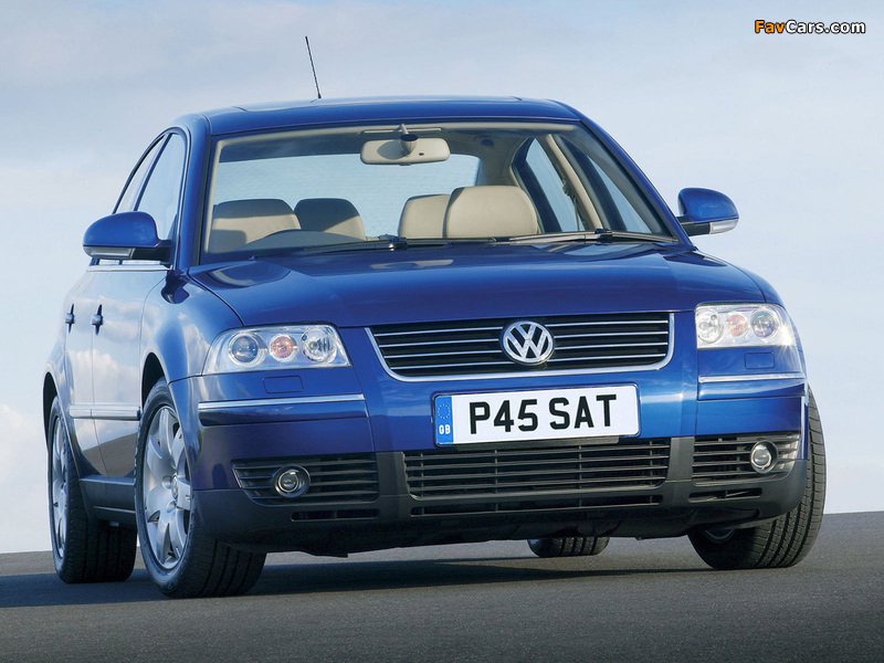 Volkswagen Passat Sedan UK-spec (B5+) 2000–05 wallpapers (800 x 600)