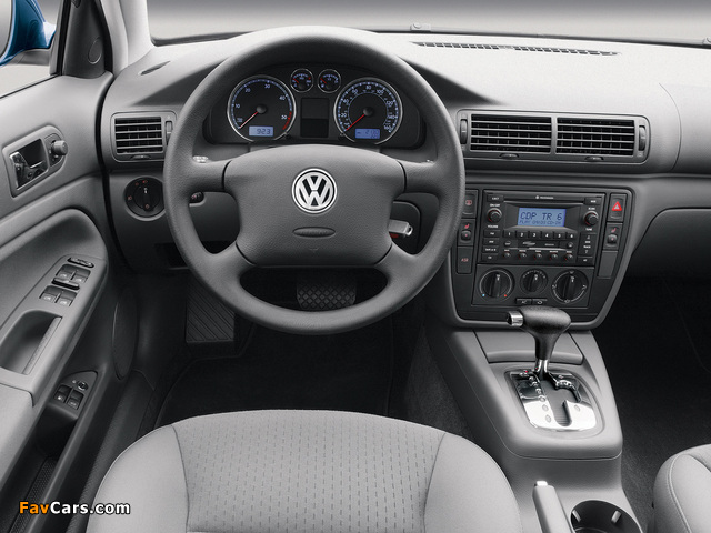 Volkswagen Passat TDI Sedan US-spec (B5+) 2000–05 wallpapers (640 x 480)