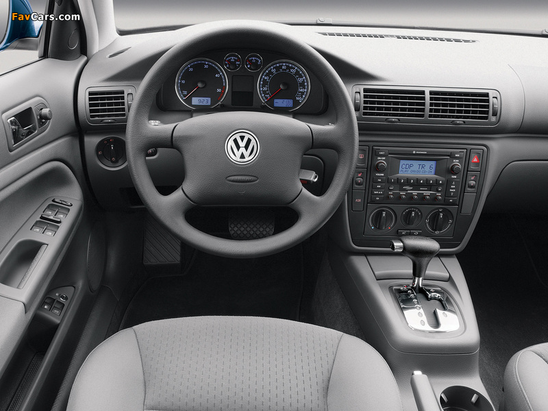 Volkswagen Passat TDI Sedan US-spec (B5+) 2000–05 wallpapers (800 x 600)