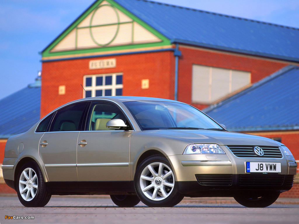 Volkswagen Passat Sedan UK-spec (B5+) 2000–05 wallpapers (1024 x 768)