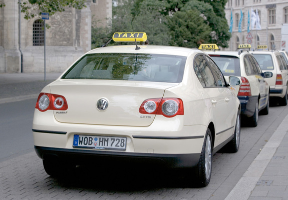 Volkswagen Passat Sedan Taxi (B6) 2005–10 wallpapers