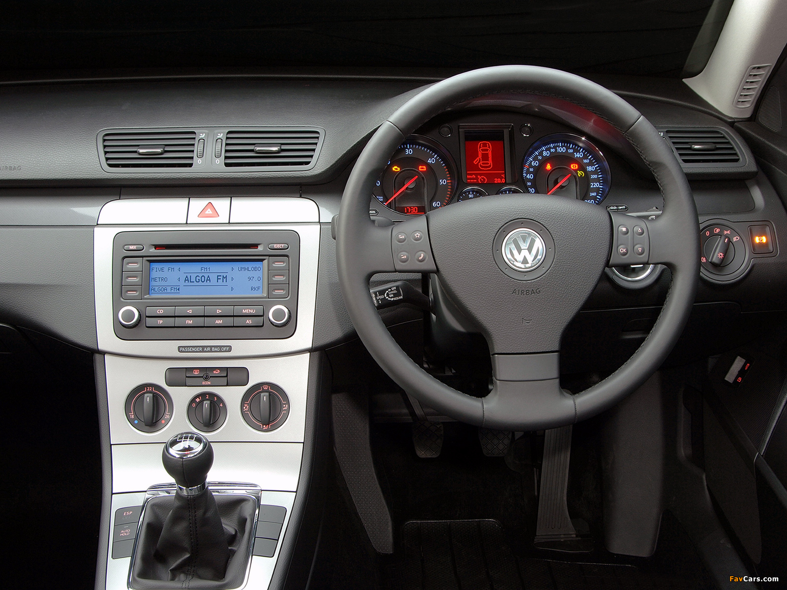 Volkswagen Passat 2.0 FSI Sedan ZA-spec (B6) 2005–08 wallpapers (1600 x 1200)