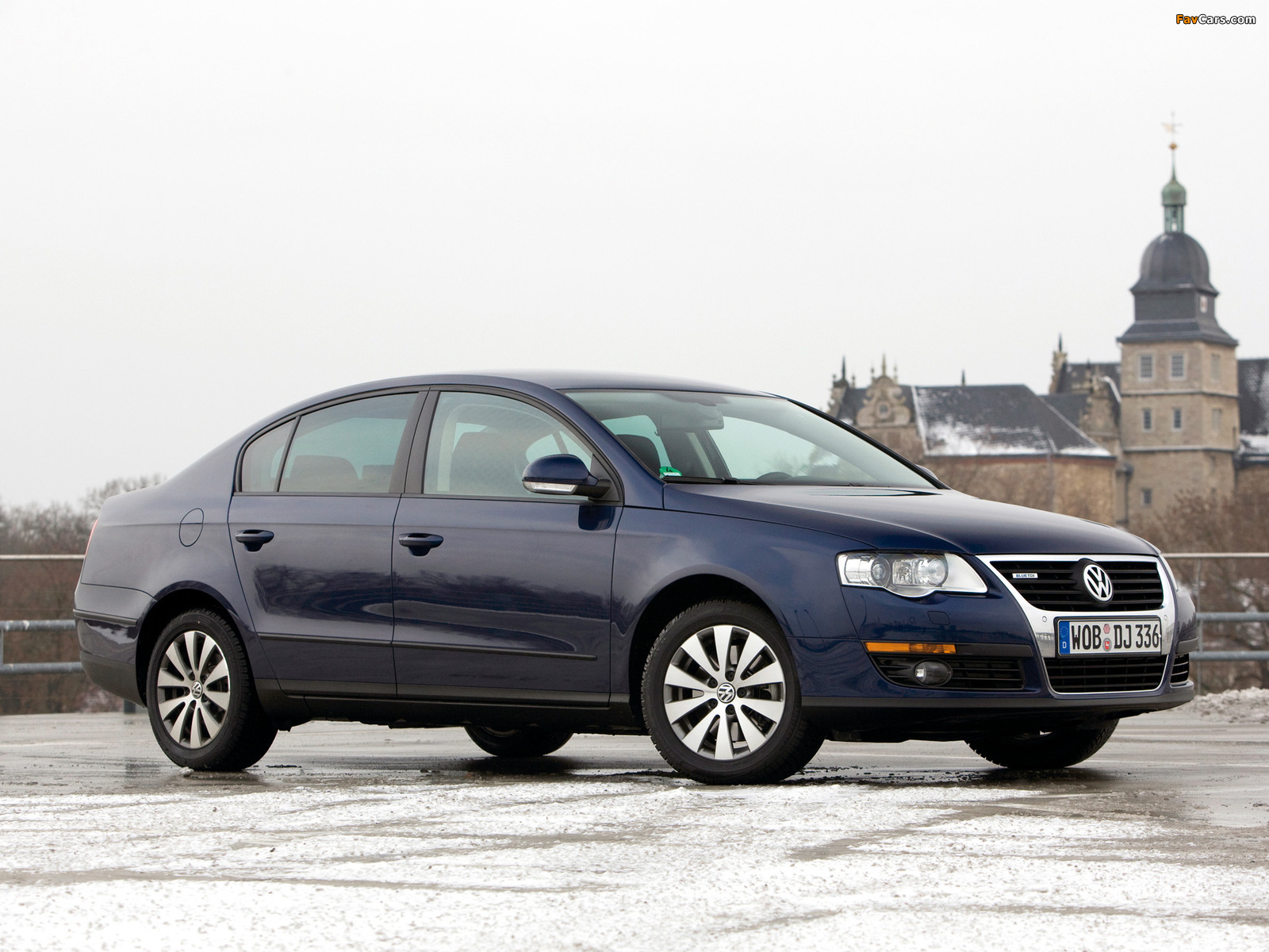 Volkswagen Passat BlueTDI Sedan (B6) 2009–10 wallpapers (1600 x 1200)