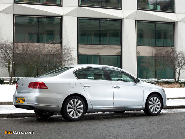 Volkswagen Passat BlueMotion UK-spec (B7) 2010 wallpapers (640 x 480)