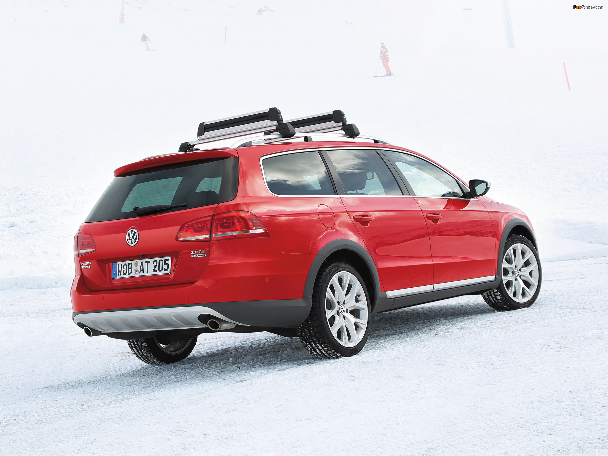 Volkswagen Passat Alltrack (B7) 2012 wallpapers (2048 x 1536)