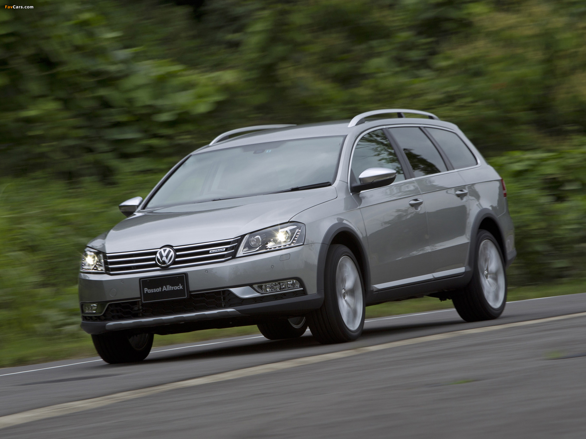 Volkswagen Passat Alltrack JP-spec (B7) 2012 wallpapers (2048 x 1536)