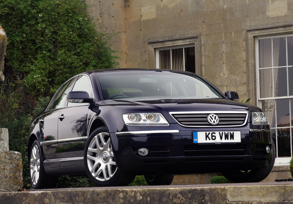 Photos of Volkswagen Phaeton V10 TDI UK-spec 2002–07