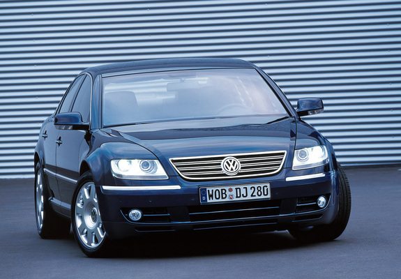 Photos of Volkswagen Phaeton V8 2002–07