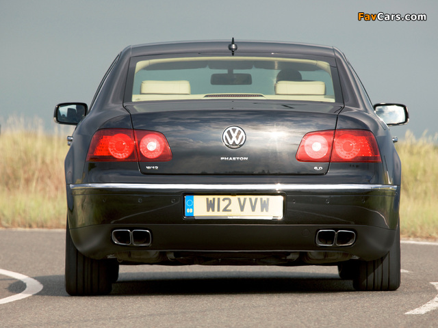 Photos of Volkswagen Phaeton W12 UK-spec 2007–10 (640 x 480)