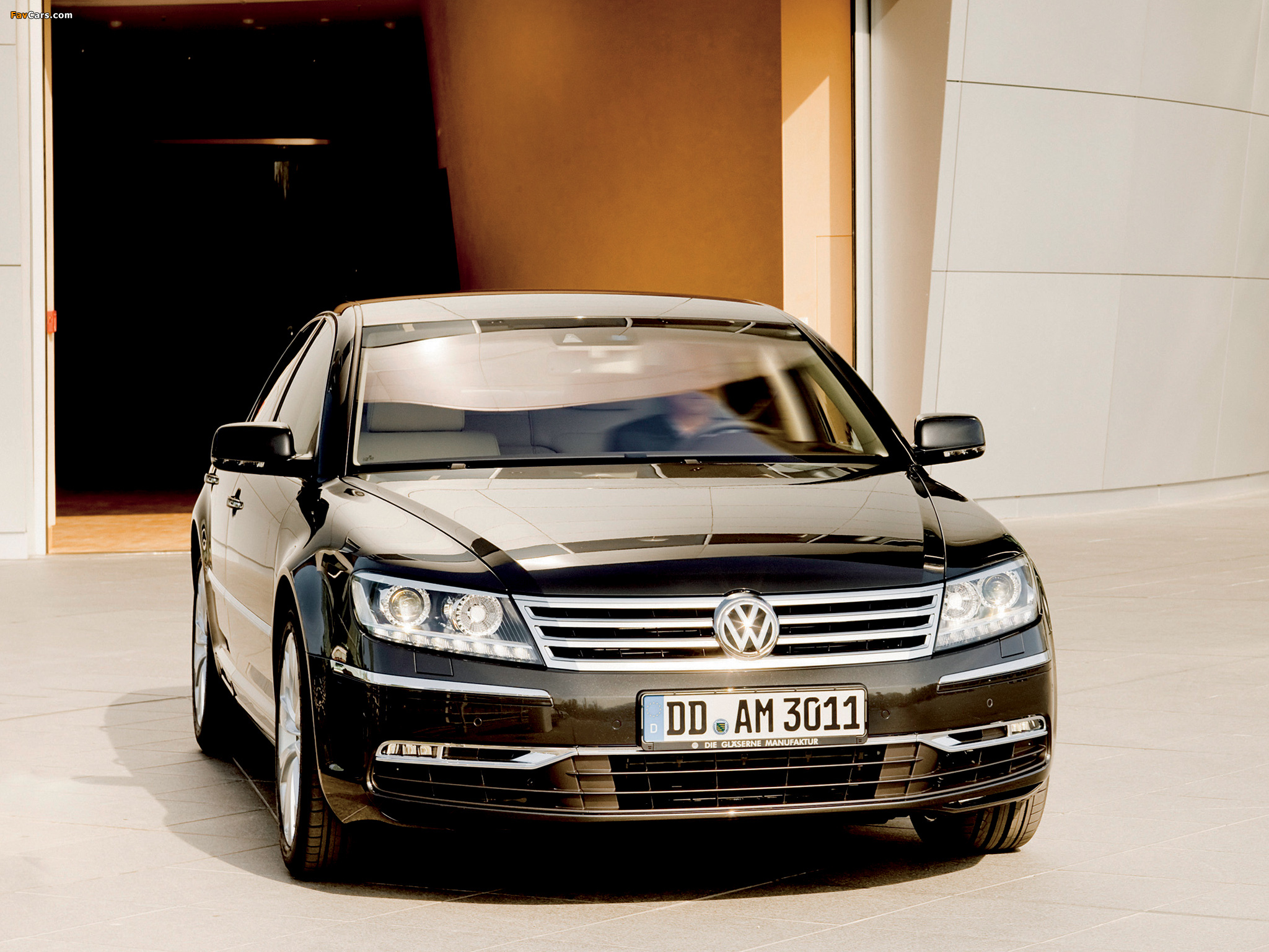 Photos of Volkswagen Phaeton W12 2010 (2048 x 1536)